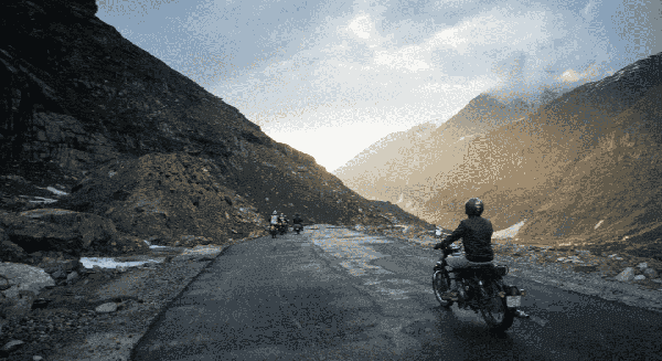 LEH LADAKH BIKE TRIP FROM MANALI thumbnail 2