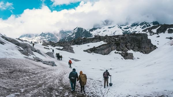 Hampta Pass Trek photo 4